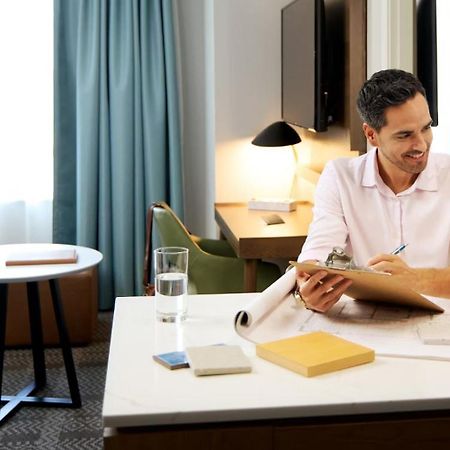 Staybridge Suites Southgate - Detroit Area Экстерьер фото