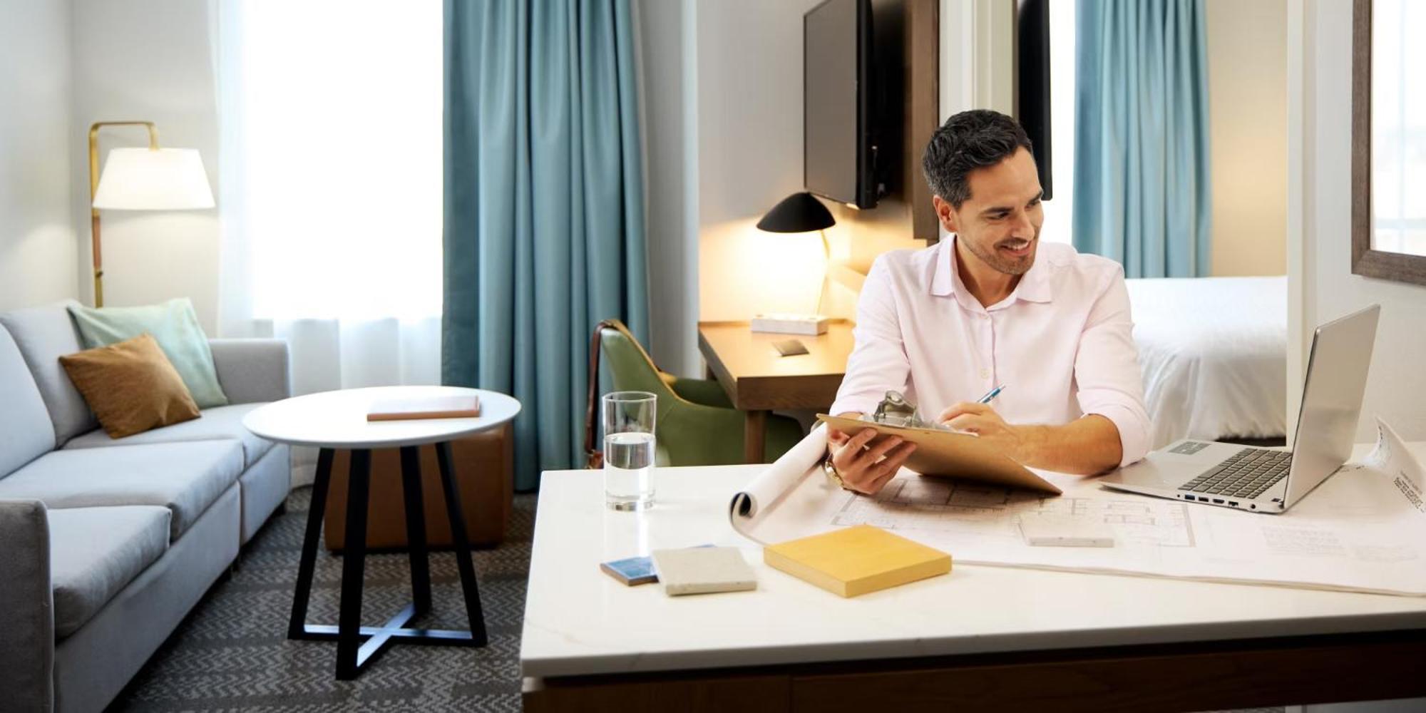 Staybridge Suites Southgate - Detroit Area Экстерьер фото